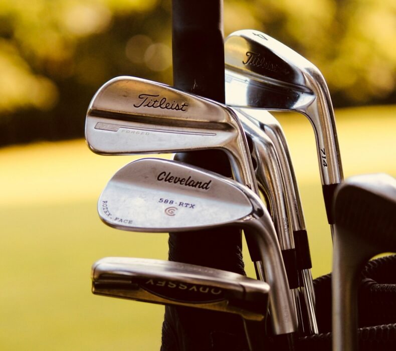 Best Golf Clubs for Intermediate Players: Buyer’s Guide 2024